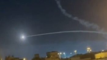نظام باتريوت يفشل في البحرين ويسقط بمنطقة سكنية في سترة
