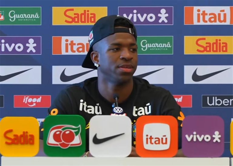 فينيسيوس: لاعب برشلونة قد يكون الأفضل في العالم حالياً