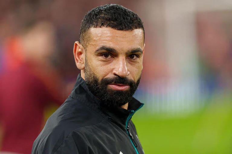 لاعب ليفربول السابق: يجب الاحتفال بـ محمد صلاح كما يليق به