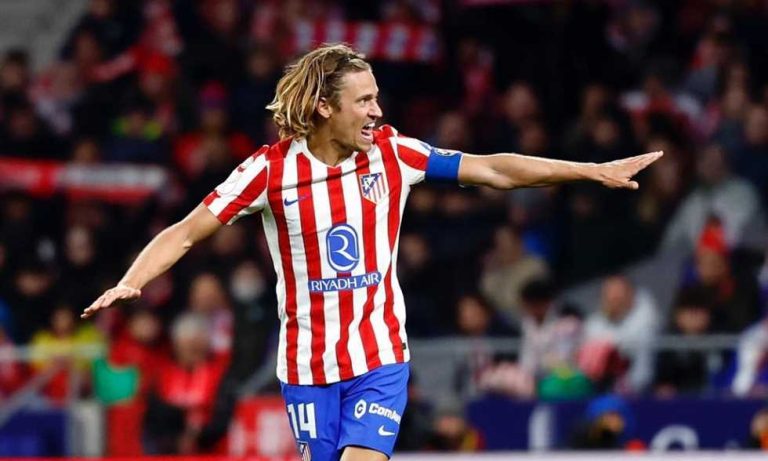 لورينتي: برشلونة يريد الانتقام.. وأرغب في الاعتزال بقميص أتلتيكو