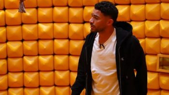 الأهلي يشعر بغياب محمد عبد المنعم في خط الدفاع