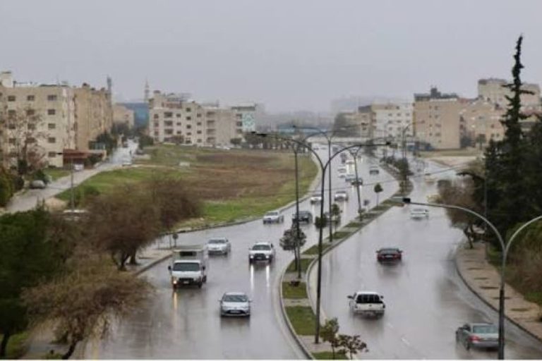 منخفض جوي بارد قادم..توقعات حالة الطقس في الأردن اليوم