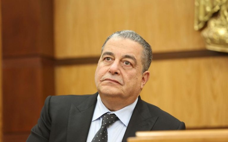 هل انتهت مغامرة كامويش في الأهلي مبكرا؟.. استبعاده المتكرر يثير علامات الاستفهام حول مستقبله مع توروب