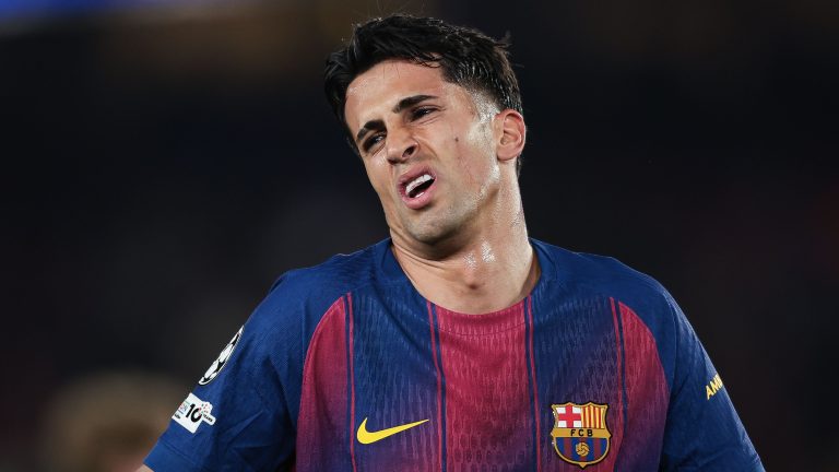 يحتاج برشلونة إلى أن «يتفاوض جواو كانسيلو بشأن إنهاء عقده» في ظل صعوبات النادي في الاحتفاظ بالظهير الأيمن السابق لمانشستر سيتي | العربية Goal.com