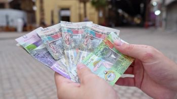 تطورات سعر الدينار الكويتي أمام الجنيه المصري خلال تعاملات 18 أبريل 2026