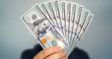 سعر الدولار ينهى تعاملات اليوم الاثنين على تراجع فى كل البنوك