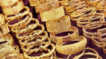 أسعار الذهب بالسعودية تشهد استقرارًا يميل للهبوط مع زيادة الضغوط البيعية