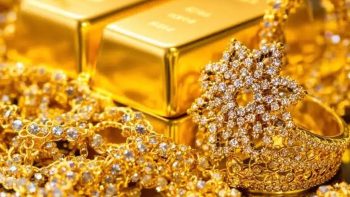 رؤيا الإخباري | سعر الذهب في السعودية يسجل 577.42 ريالا للغرام وسط تراجعات الثلاثاء