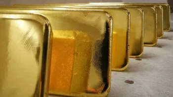 الذهب يرتفع مع تراجع الدولار