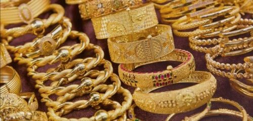 عاجل| تحديث لحظي لـ سعر جرام الذهب عيار 21.. هل حان وقت الشراء؟ – الأسبوع