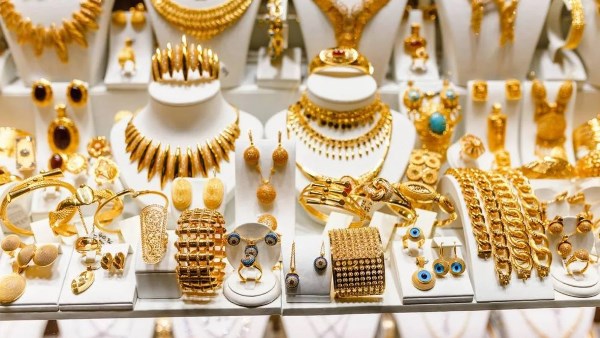 أسعار الذهب في مصر اليوم الأربعاء 29 أبريل.. عيار 21 بكام؟