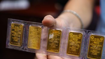 أغلقت أسعار الذهب اليوم، 19 أبريل 2026، الأسبوع على ارتفاع، حيث وصل سعر الذهب في بورصة سان خوسيه إلى 172 مليون دونغ فيتنامي للأونصة.