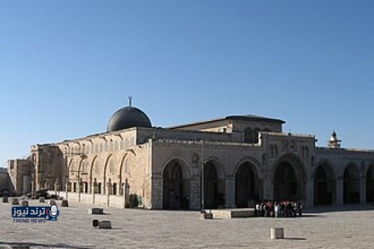 إعادة فتح المسجد الأقصى وكنيسة القيامة في القدس غداً