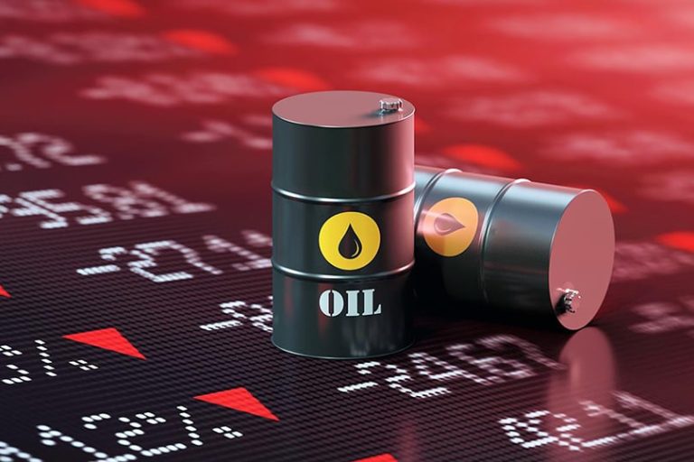 إلى 95 دولار لخام برنت.. أسعار النفط تصعد الاثنين وسط تصاعد التوترات بشأن مضيق هرمز