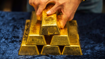 ارتفاع طفيف لأسعار الذهب في ظل تقييم آفاق السياسة النقدية