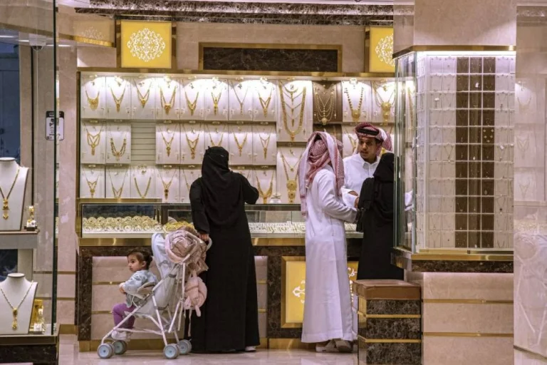 استقرار أسعار الذهب في السعودية.. وعيار 21 يسجل 505 ريالات : CNN الاقتصادية