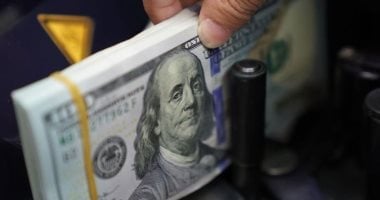 استقرار سعر الدولار مقابل الجنيه فى البنوك اليوم السبت
