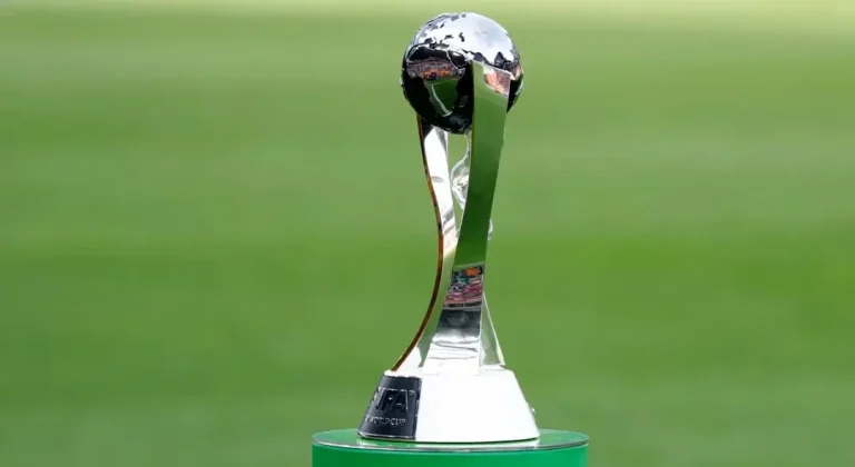 اكتشف القناة المجانية التي تعرض كأس العالم للشباب 2026 ومواعيد مباريات مصر والجزائر