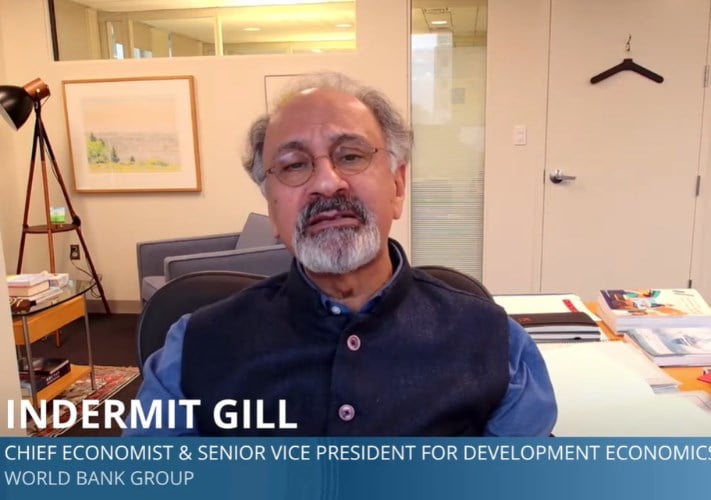 البنك الدولي: قفزة أسعار النفط تدفع لإجراءات احترازية تربك أسواق السلع الأساسية