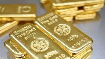 الذهب يرتفع مع تراجع النفط عقب تمديد الهدنة مع إيران
