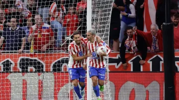 القنوات الناقلة لمباراة أرسنال وأتلتيكو مدريد اليوم