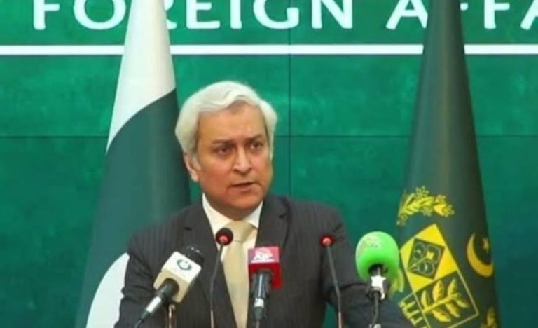 باكستان: نحافظ على قنوات اتصال مفتوحة مع أميركا وإيران