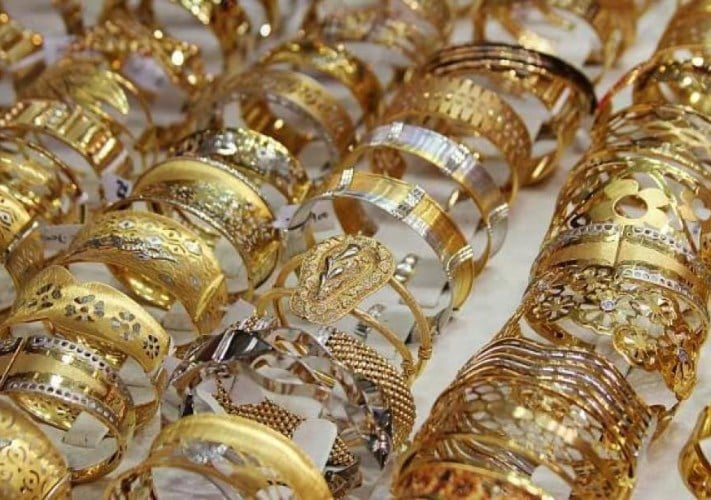 تراجع أسعار الذهب في مصر 50 جنيهًا بعد تثبيت الفيدرالي الأمريكي الفائدة