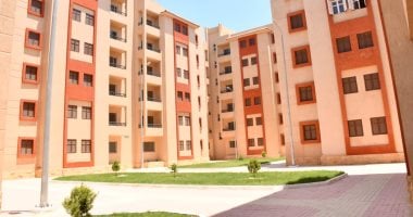 تفاصيل مشاركة القطاع الخاص فى تنفيذ مشروعات الإسكان الاجتماعى لمحدودى الدخل.. بدء طرح كراسات الشروط غدا.. وزيرة الإسكان: يلتزم المطور ببيع الوحدات السكنية بنظام التمويل العقاري بفائدة 8% لمدة تصل إلى 20 عاما