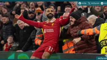جون بارنز يثني على محمد صلاح: من أبرز نجوم ليفربول والبريميرليج