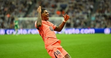 راشفورد يقترب من البقاء في برشلونة بعد مهلة مانشستر يونايتد