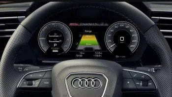 رغم حرب الأسعار.. أودي تراهن على E7X لاستعادة مكانتها في الس
