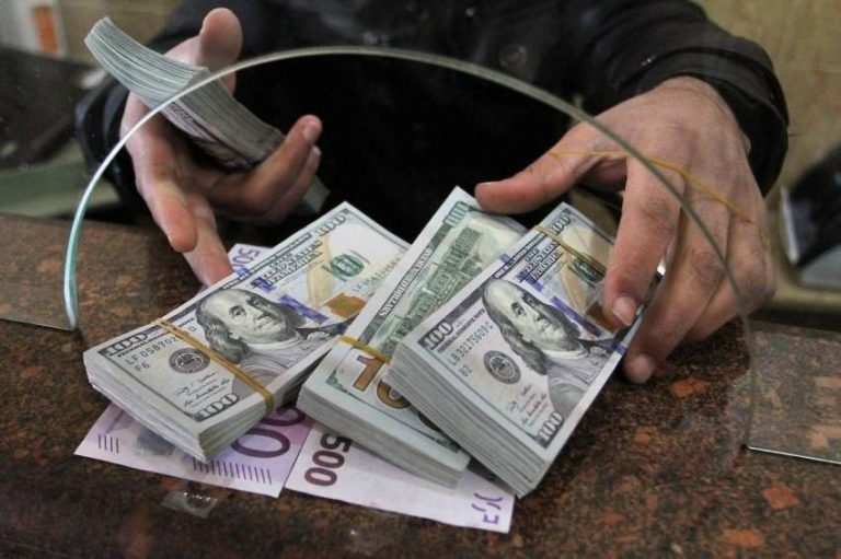 سعر الدولار أمام الجنيه اليوم الجمعة 24-4-2026 في البنوك