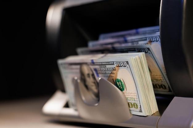 سعر الدولار في البنوك المصرية السبت 18 إبريل 2026