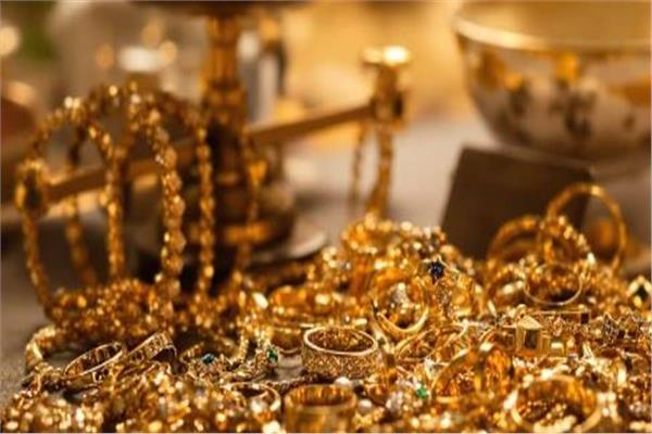 سعر الذهب الأن.. عيارة 21 يصل لـ 7 آلاف جنيه خلال التعاملات المسائية