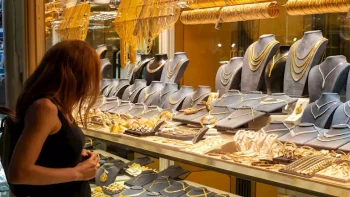 سعر الذهب اليوم في مصر ينخفض بمنتصف تعاملات الأحد 19-4-2026
