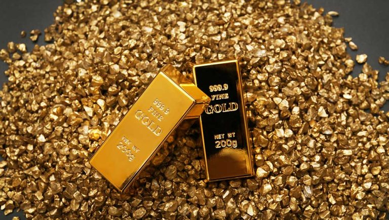سعر الذهب يتراجع 140 جنيها منذ بداية أبريل في مصر