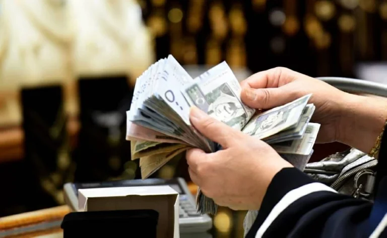 سعر الريال السعودي مقابل الجنيه المصري في البنوك المصرية : CNN الاقتصادية
