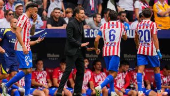 أتلتيكو مدريد يتلقى ضربة مزدوجة قبل مواجهة برشلونة