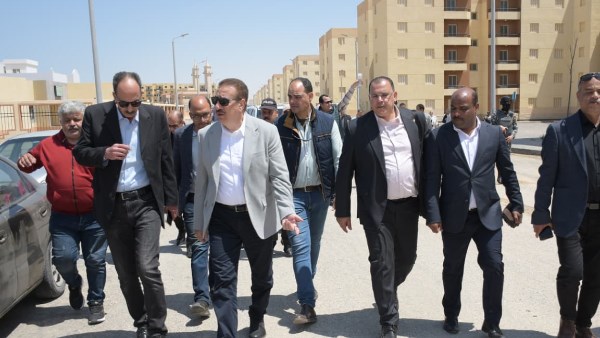 محافظ بورسعيد يتفقد وحدات الإسكان الاجتماعي بمدينة سلام مصر
