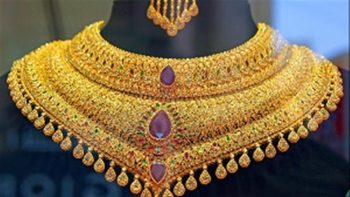هبوط أسعار الذهب تحت مستوى 7000 جنيه.. صدمة في عيار 21