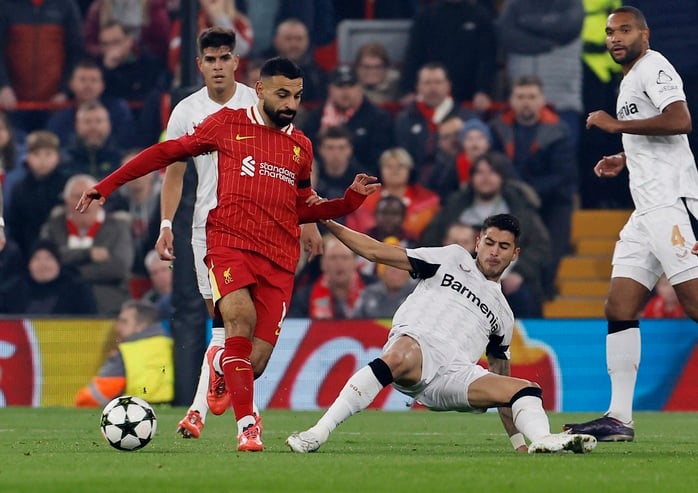 يشعر محمد صلاح بخيبة أمل من ليفربول ويستعد لمغادرة ملعب أنفيلد.