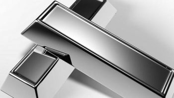 “يو بي إس” يخفض توقعاته لسعر الفضة