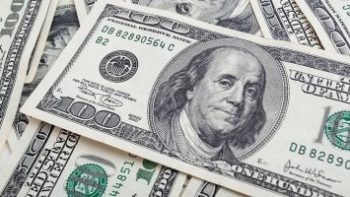 ثبات سعر الدولار أمام الجنيه اليوم الإثنين 4-5-2026 فى البنوك