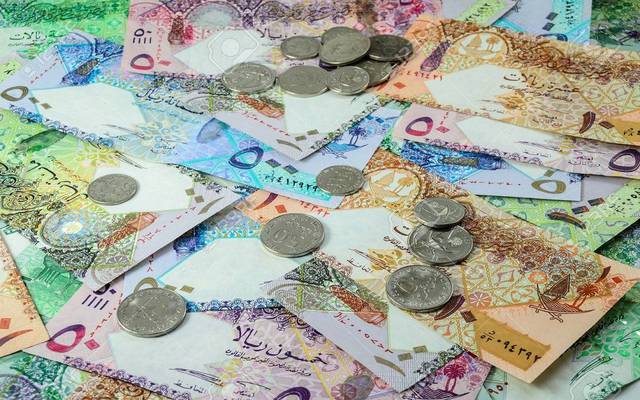 سعر صرف الريال القطري أمام عملات عربية وأجنبية