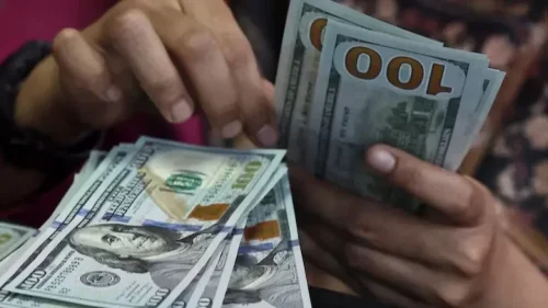 سعر صرف الدولار في العراق اليوم السبت 30/5/2026 مقابل الدينار العراقي.. هدوء العيد يقلص الطلب التجاري