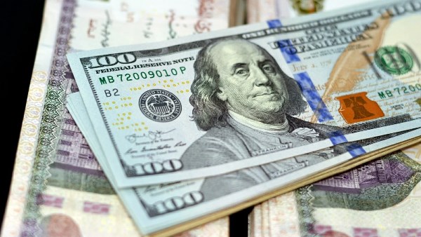 53.67 جنيه.. أعلي سعر دولار في البنوك.. تفاصيل