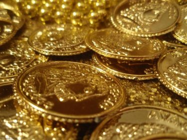 يفقد أكثر من 3300 جنيه في أسبوعين.. مفاجأة بسعر الجنيه الذهب اليوم