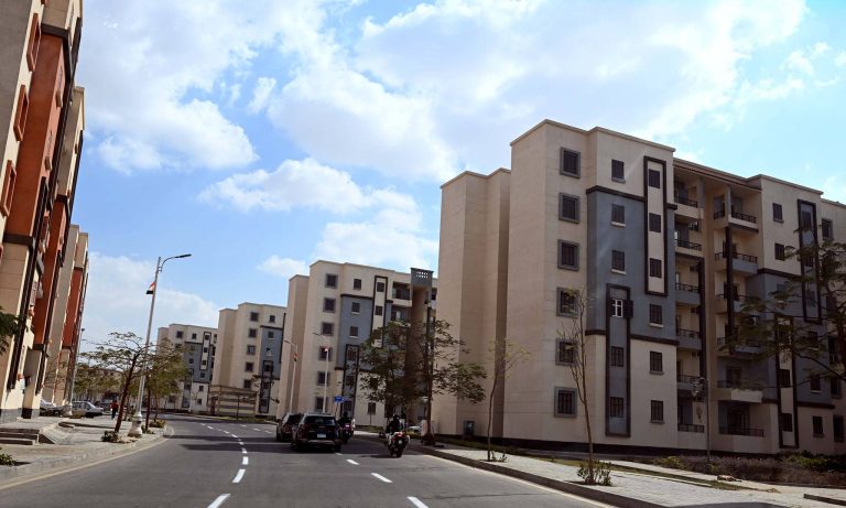 809 ألف وحدة منفذة.. هل تقترب «سكن لكل المصريين» من تغيير خريطة الإسكان؟ |