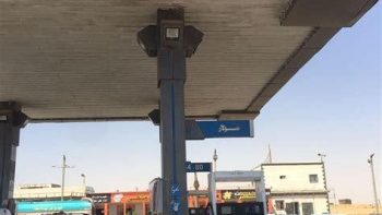 جولة رقابية مفاجئة لرئيس هيئة البترول على محطات الوقود ومستودعات مسطرد