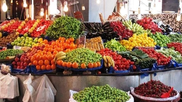 أسعار الخضراوات والفاكهة اليوم الأحد 17-5-2026